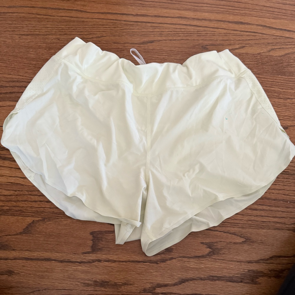Athleta Run with It Shorts - size XL